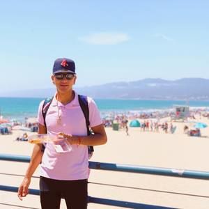 Meet your Posher, Christian